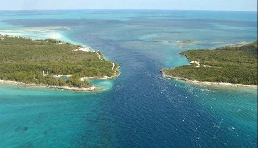 Current Cut Channel Between Eleuthera and Current Island