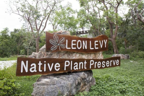 Leon Levy Native Plant Preserve