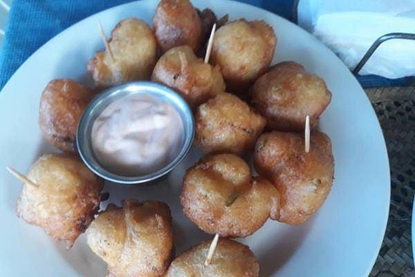 Max's Conch Bar & Grill